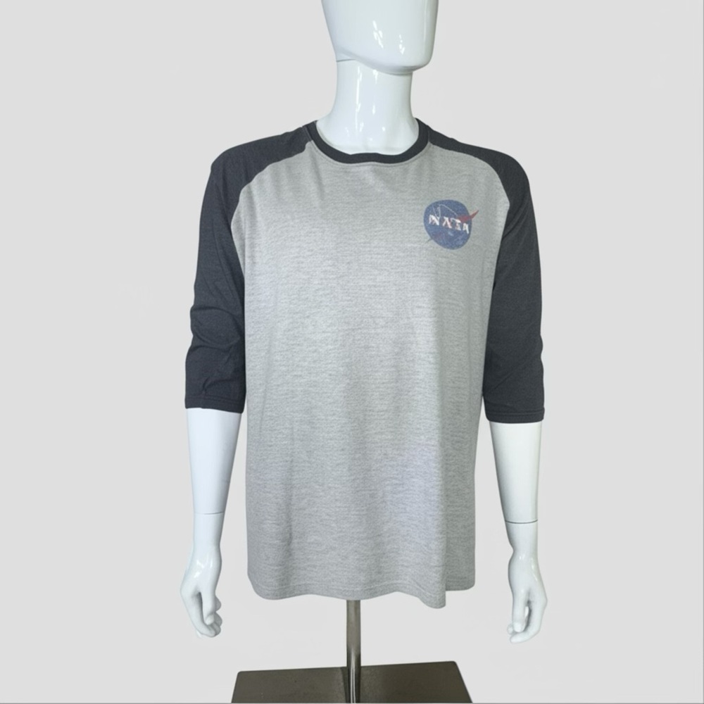 Chemistry Men’s NASA Gray Raglan Shirt